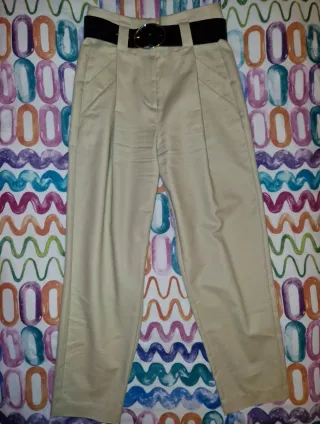 Pantalón Paperbag Stradivarius Talla 36 Beige