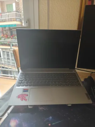 Portátil Lenovo Argento