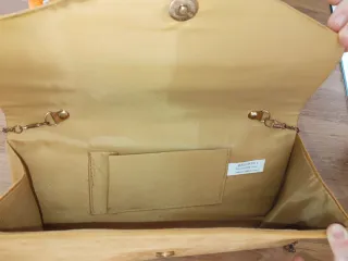 Bolsos de fiesta dorados y plateados