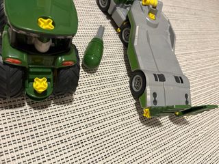 Theo Klein Camión Transportador con Tractor