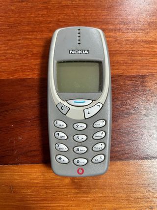 Nokia 3310 con caja y cargador original