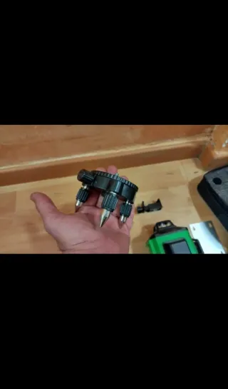 A ESTRENAR! Nivel láser verde 16líneas, 2 baterías