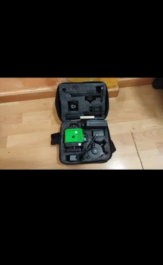 A ESTRENAR! Nivel láser verde 16líneas, 2 baterías