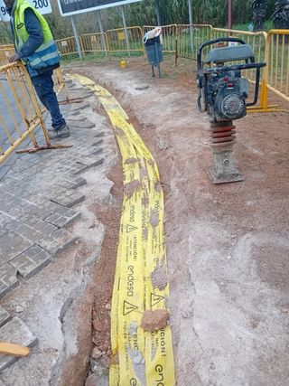 Se requiere MAQUINISTA/ENCARGADO OBRA CIVIL