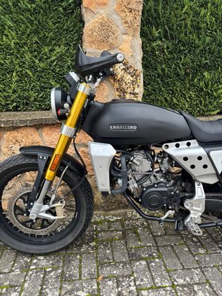 Moto FANTIC Caballero 125 Flat Track 2019