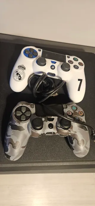 Consola PS4 500GB + 2 Mandos Dualshock