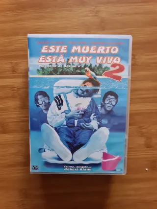 Este Muerto Está Muy Vivo 2 DVD