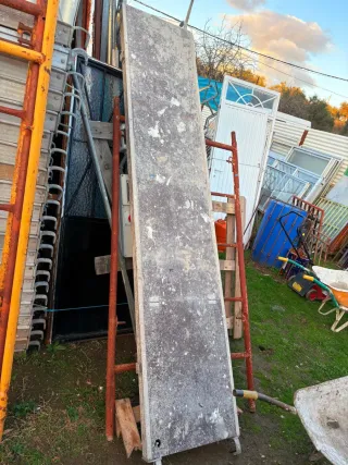 Chapas de andamio europeas