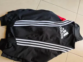 Chaqueta Chándal Adidas Negra y Roja