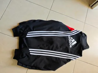 Chaqueta Chándal Adidas Negra y Roja