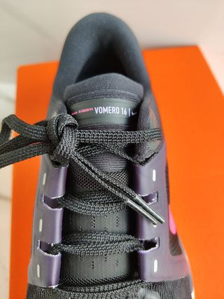 Nike Air Zoom Vomero 16 Mujer