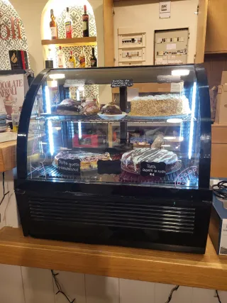 Vitrina Refrigerada 70x46x70 cm