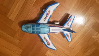 Avión de juguete con luces y sonido