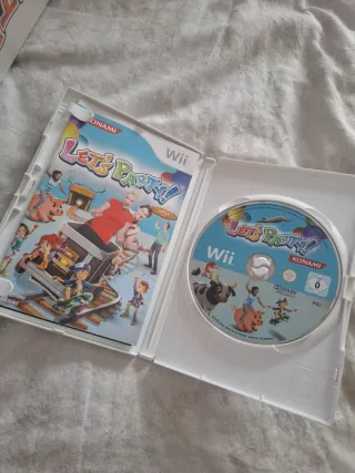 Juego Wii Let's Party! Konami y alfombra