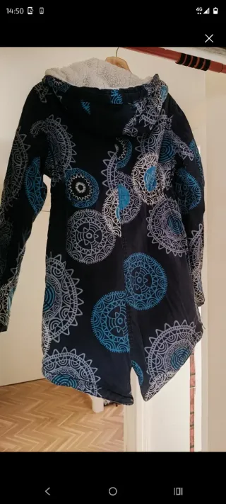 Abrigo premamá borreguito.