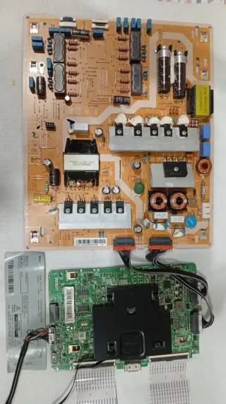 Placa Base y Fuente Alimentación Samsung QE49Q7FAM