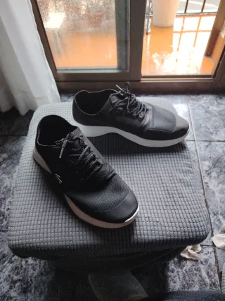 Lacoste LT Fit Negro Suela Blanca