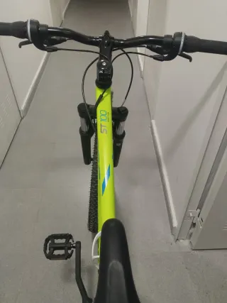 Bicicleta Junior Rockrider 100ST XS Amarilla