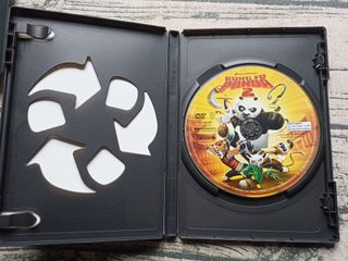 2 DVDs: Kung Fu Panda 2 y El Libro de la Selva