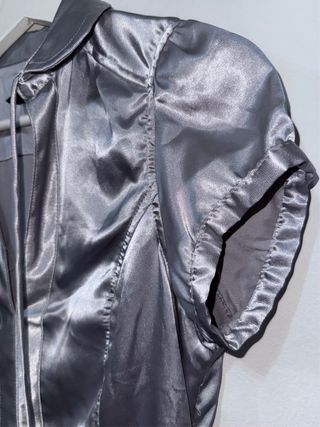 Blusa / camisa de manga corta. Talla S.