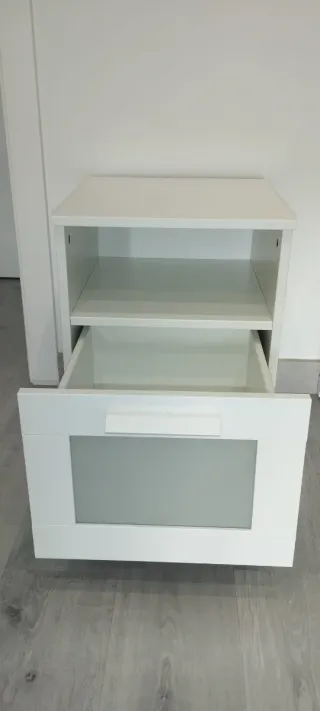 Mesita Noche IKEA BRIMNES Blanca