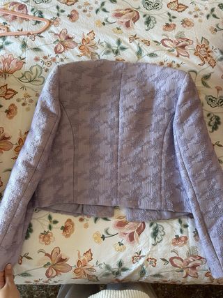 Chaqueta tipo Chanel Mango Morado