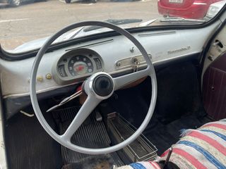 SEAT 600 D