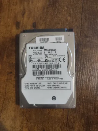 Disco duro SATA III Hitachi de 500GB