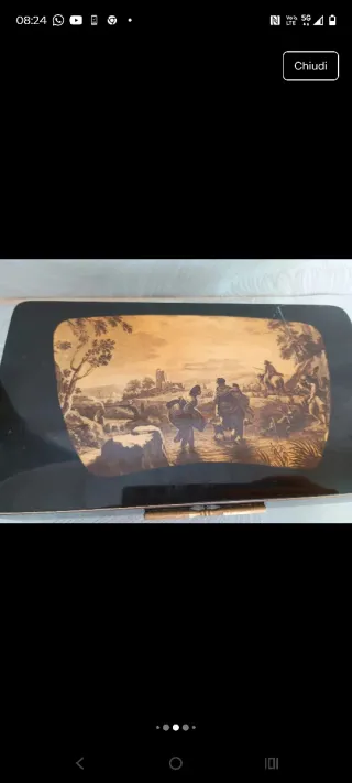 Carillon funzionante antico con scena dipinta