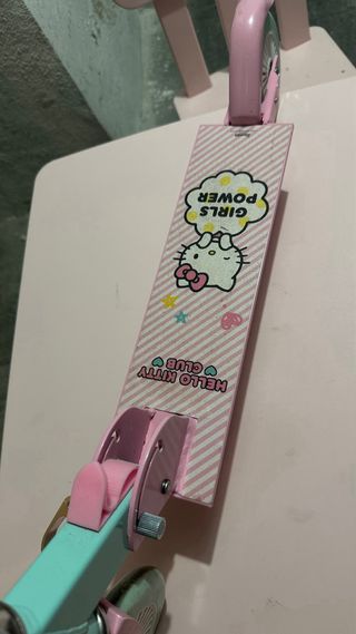 Patinete Hello Kitty Rosa