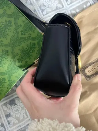 Bolso Gucci Negro y Dorado