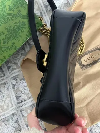 Bolso Gucci Negro y Dorado