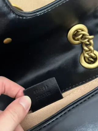 Bolso Gucci Negro y Dorado