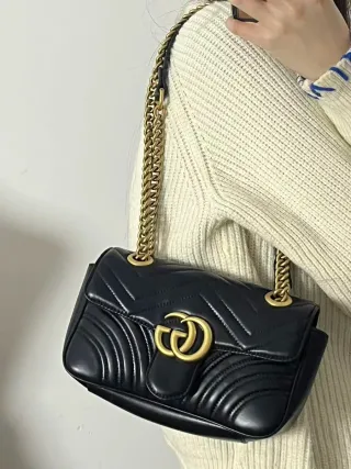 Bolso Gucci Negro y Dorado