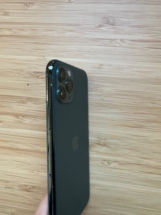iPhone 11 Pro Verde Oscuro