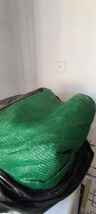 Lona verde de plástico