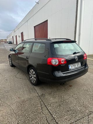 Volkswagen VW Passat 2.0 TDI 140cv 2009