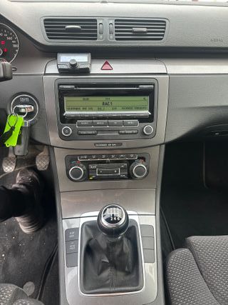 Volkswagen VW Passat 2.0 TDI 140cv 2009