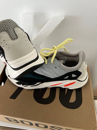 Adidas Yeezy Boost 700 Talla 44