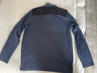 Polo manga larga azul marino talla M