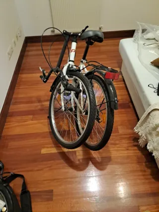 Bicicleta plegable blanca F-pack 24