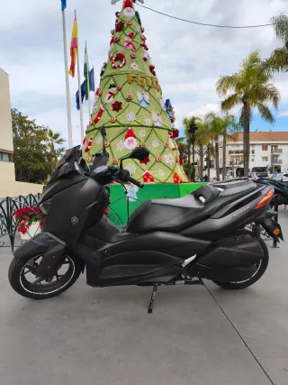 Yamaha XMAX 300 Negra Mate