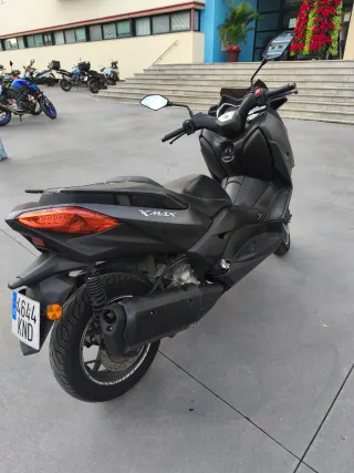 Yamaha XMAX 300 Negra Mate