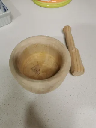 Mortero de madera con mano Diámetro interior 9cm