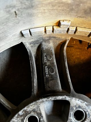 Llanta Nissan Terrano 3.0