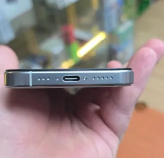 iPhone 16 Pro 256GB Blanco Titanio