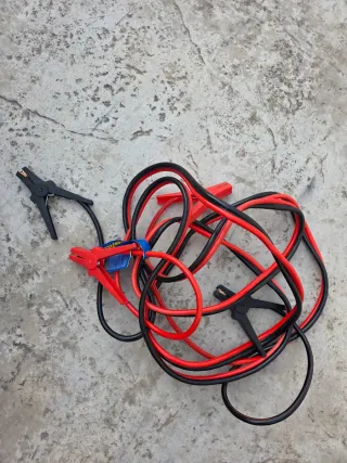 Cables de arranque coche