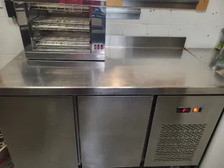 Mesa refrigerada acero inoxidable 135x70cm