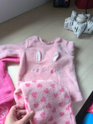 Pijamas bebé niña