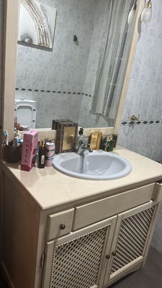 Mueble de baño beige precio negociable